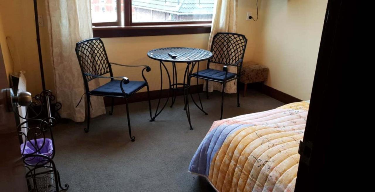 Manor House Backpackers Pansiyon Dunedin Dış mekan fotoğraf