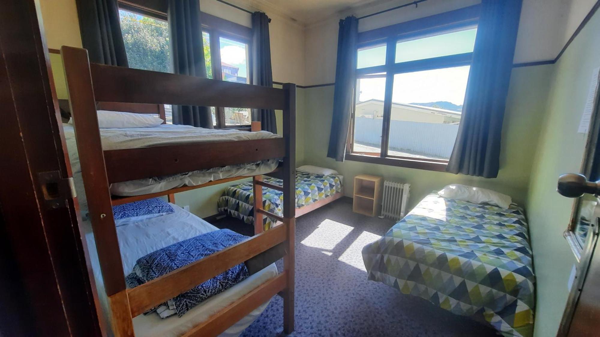 Manor House Backpackers Pansiyon Dunedin Dış mekan fotoğraf